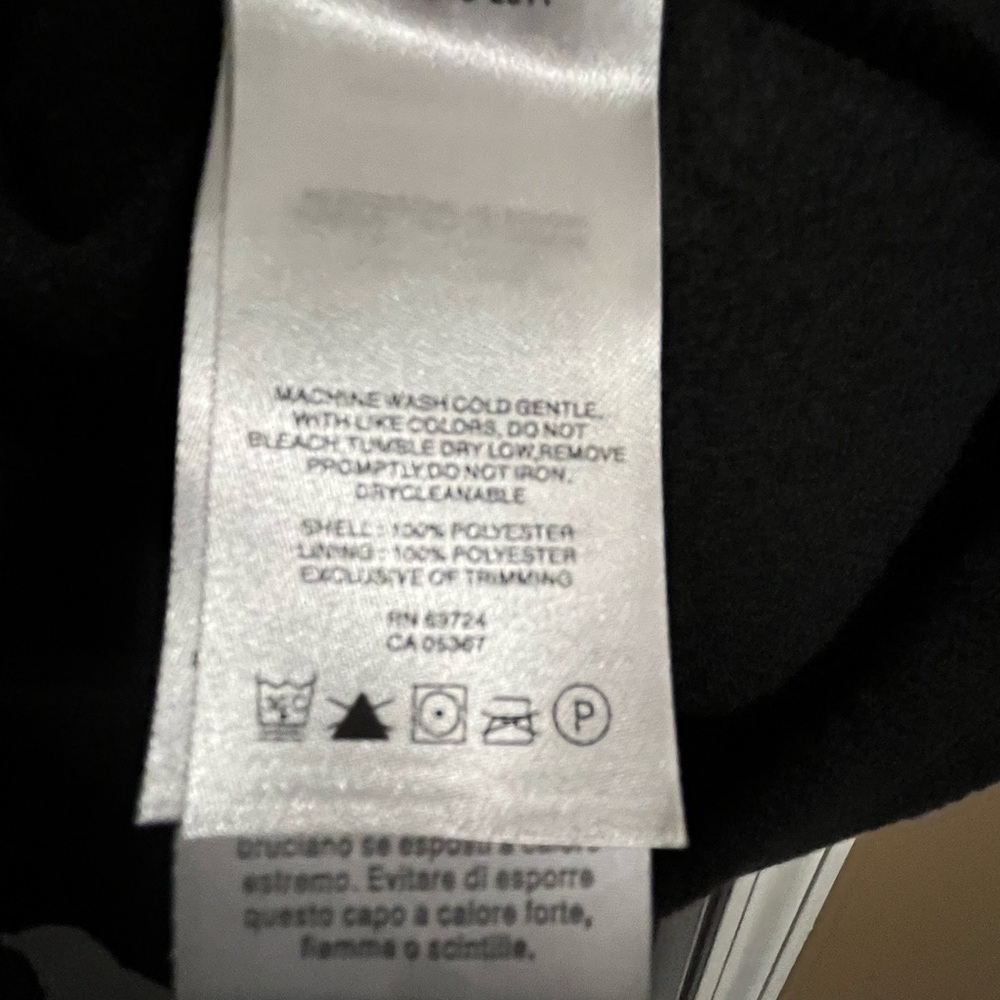 Columbia Midnight Black Fleece Jacket. Ladies size 2X. - Picture 6 of 6
